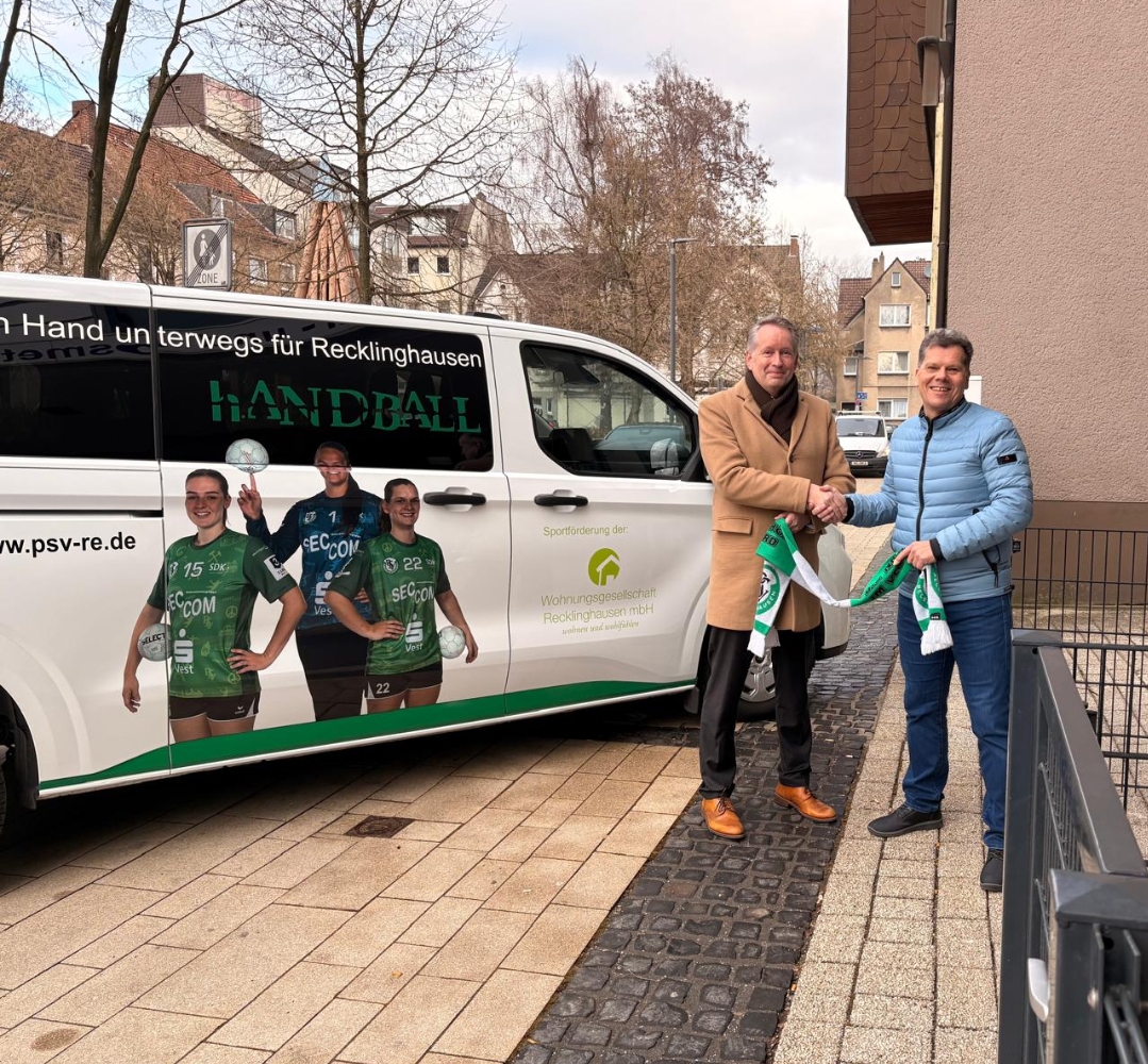 Übergabe des Kombibus Übergabe des Kombibus